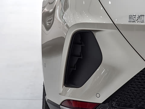 2025�� 688MAX 175kW