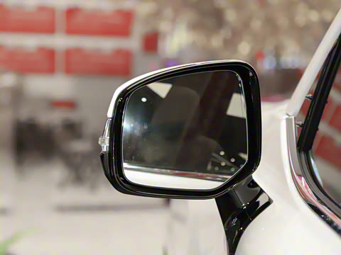 2025�� 700h ����