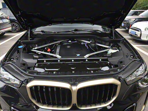 2024�� xDrive 40Li �����ͺ���������