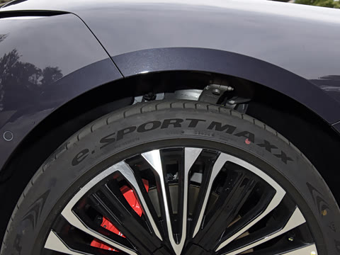 2025�� Ultra���̰�