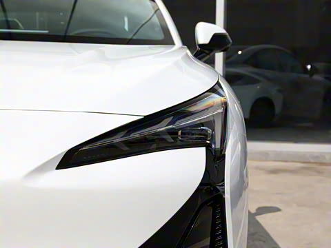 2024�� 560PRO 185kW