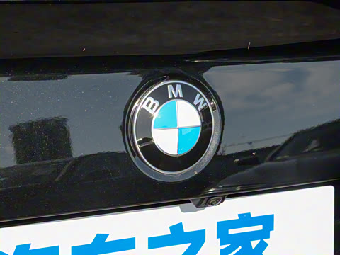 2025�� 225i M�˶���ҹ��װ