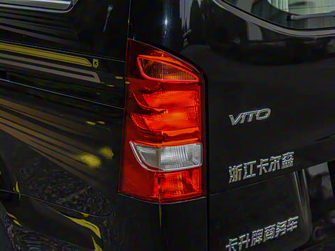 2025�� 2.0T ʢ��