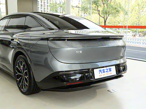 2024�� �����Ǽݰ� 100kWh