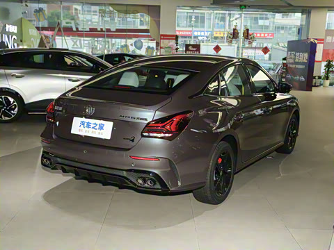 2022�� 1.5T Trophy�˶�������