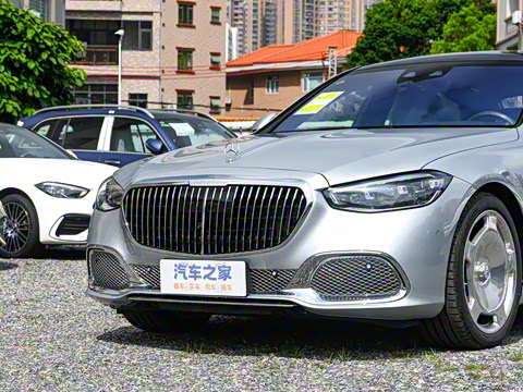 2025�� �Ŀ� S 680 4MATIC