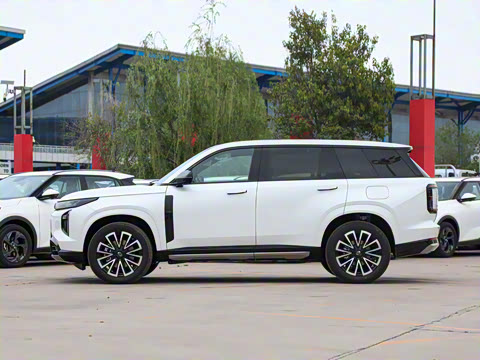 2025�� 205km Max��