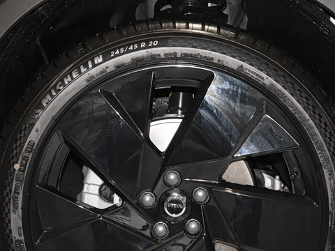 2024�� B4 ������Զ��ҹ�ڰ�