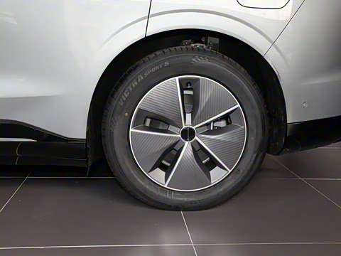 2024�� ���� 200 Pro+