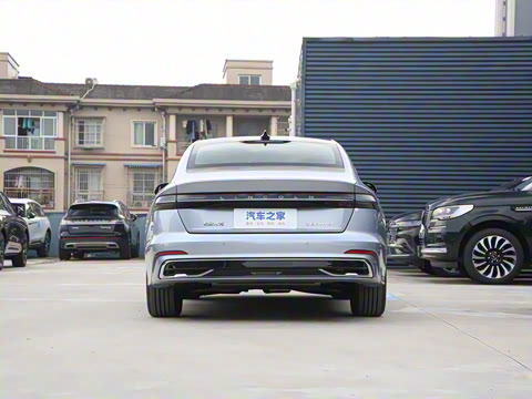 2025�� 2.0T ���а�