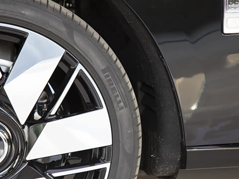 2025�� Series II