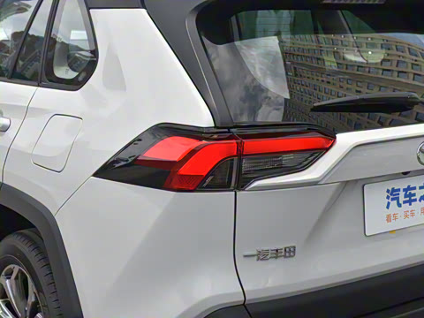 2023�� 2.0L CVT��������Plus��