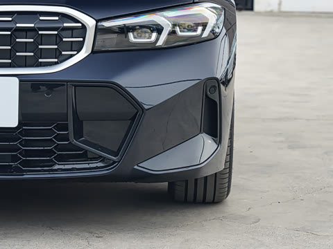 2025�� 325Li M�˶���װ