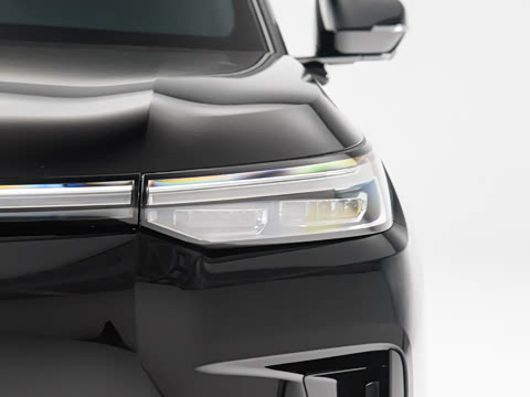 2025�� Ǭ�� UItra 6��