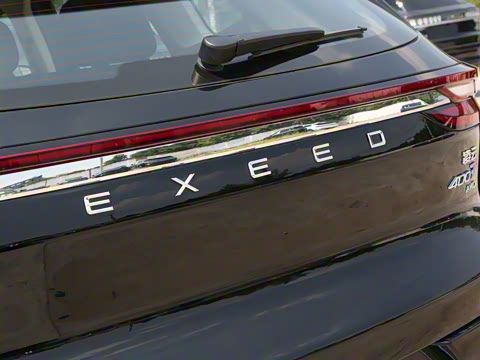 2025�� 400T ���������