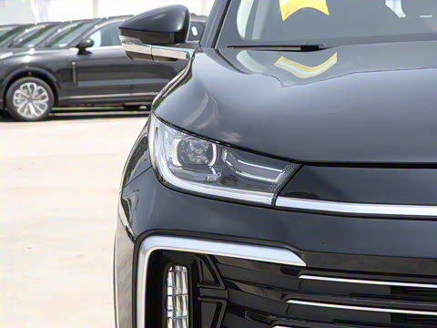 2025�� 400T ���������