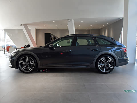 2025�� allroad quattro ̽���� 55 TFSI ����ԽҰ��