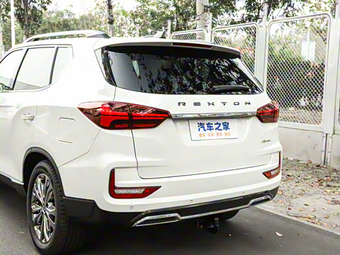 2025�� 2.2T  �����콢�� 5�� ����