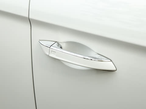 2025�� 2.2T  �����콢�� 5�� ����