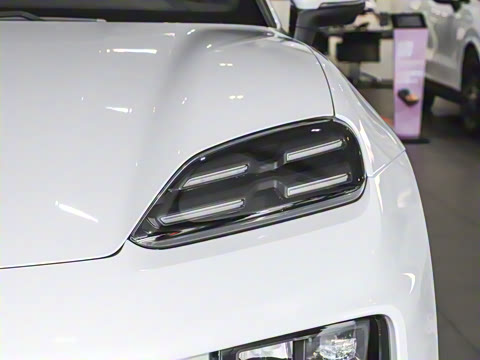 2024�� Macan ��������