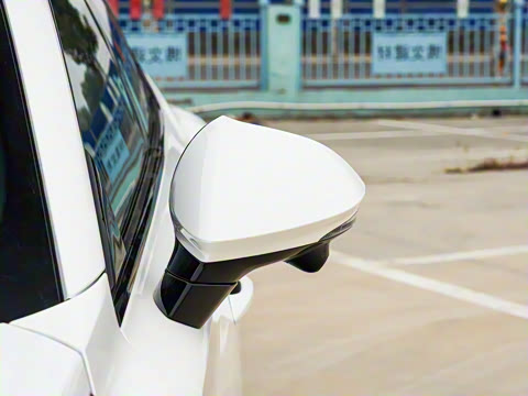 2025�� 2.0T 405 AT������