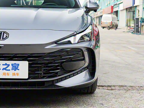 2025�� 2.0T 405 AT������