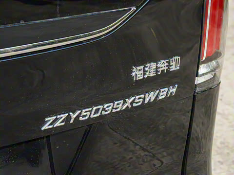 2025�� V 300 L ������˹ �˶���