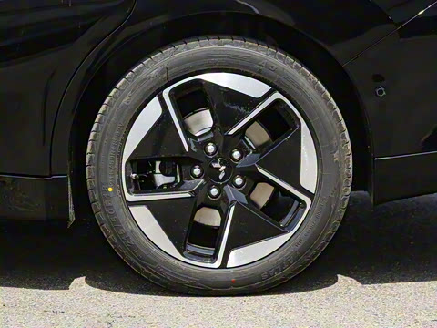 2025�� 610km �����콢��