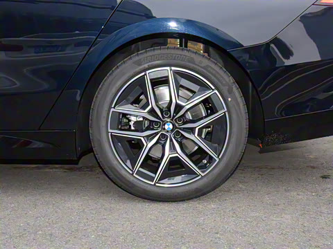 2024�� 530i ������ M�˶���װ