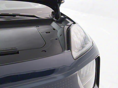 2025�� 700 Ultra�������������״��