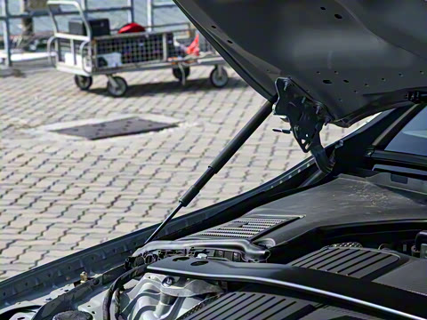 2024�� AMG CLE 53 4MATIC+ ���ܳ�