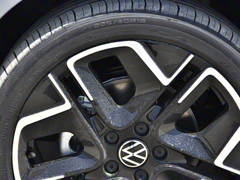 2025�� �Ŀ� 300TSI R-Line