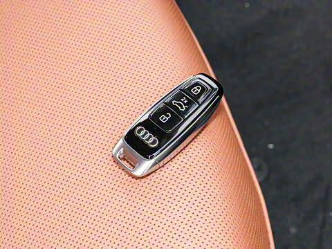 2025�� 55 TFSI quattro S line����ʿ��