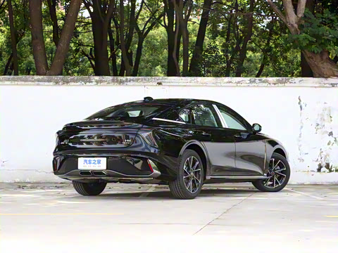 2025�� 2.0T ��Զ��