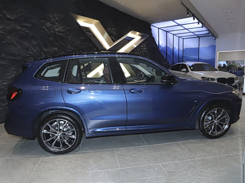 2023�� �Ŀ� xDrive30i ������ M��ҹ��װ