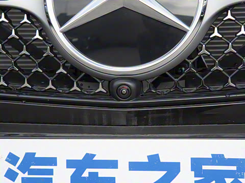 2025�� GLC 260 L 4MATIC ������