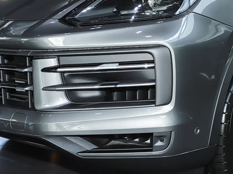 2025�� Cayenne 3.0T