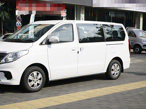 2024�� 2.0L �ֶ�������CNG 9��