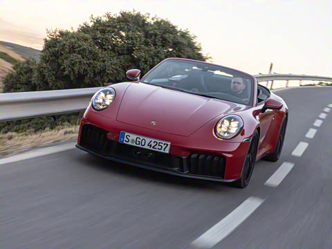 2025�� Carrera 4 GTS Cabriolet 3.6T