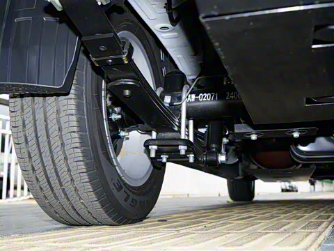 2025�� 2.0L CNG�߼�Ӫ�˰� 9��