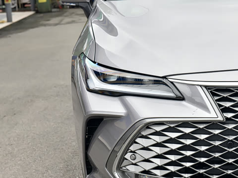 2024�� ˫�� 2.5L XLE����