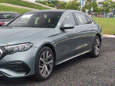 2025�� �Ŀ� E 300 L ʱ���˶���