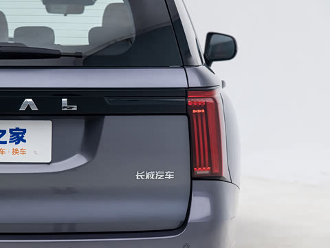 2025�� 2.0T�Զ�������Ӣ�� ����