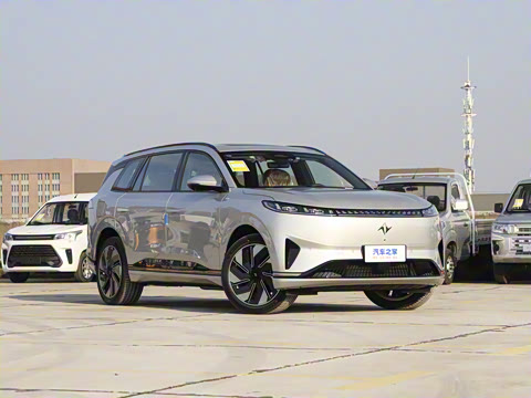 2025�� 210Max���̰� 5��