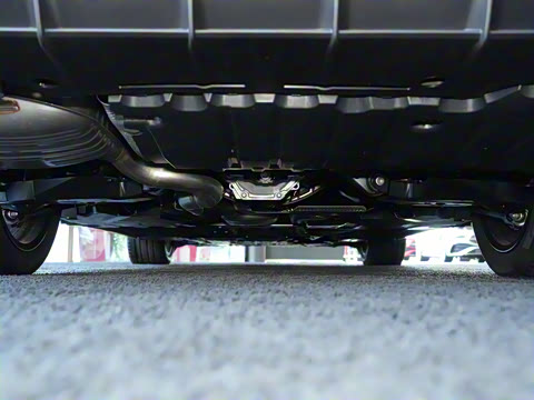 2025�� �Ŀ� E 260 �˶���