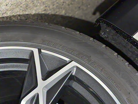 2023�� 735Li ������װ