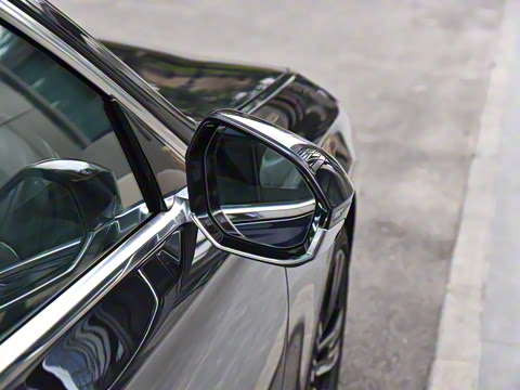 2023�� 740Li ������ M�˶���װ