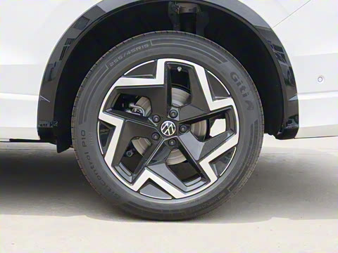 2025�� PRO 380TSI ���� R-Line �����