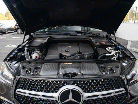 2025�� GLE 400 e 4MATIC