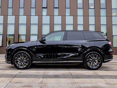 2025�� 215�����콢PLUS